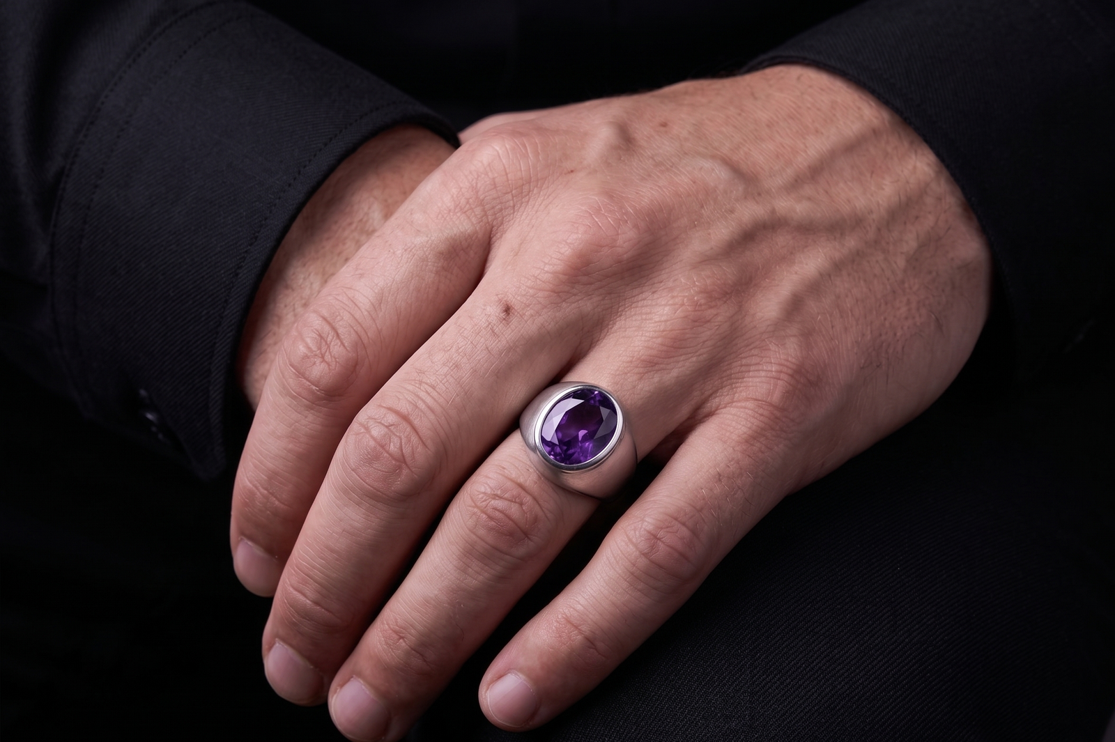 The Immense Luck of Amethyst — Men's 5–7ct Natural Amethyst Signet Ring in Sterling Silver - Image 2