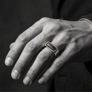 Noor-e-Qalb — Men's Natural Red Aqeeq (Agate) Ring in Sterling Silver