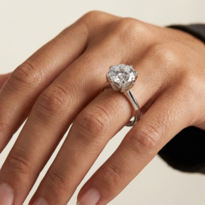 The Falling Star — 5ct GRA Certified Moissanite Ring in Sterling Silver