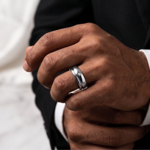 Gentle Arc Band — Men's Silver (Chandi) Ring in Sterling Silver