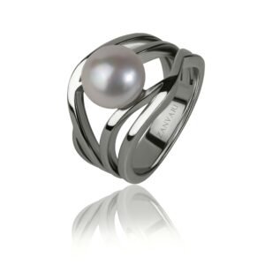 Wave Pearl — Freshwater Pearl Ring in Sterling Silver