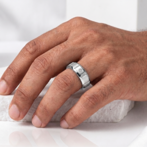 White-Hold — Men's GGI Certified Natural Diamond Ring in Sterling Silver